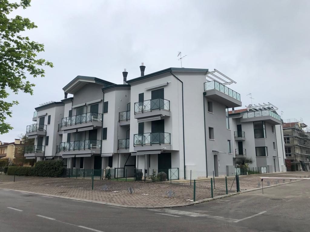 Eraclea mare complesso Hermitage – esecuzione cappotto ristrutturazione 110
